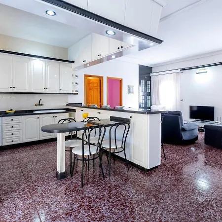 Seaside Arico, Calle La Caleta Апартаменты Ла-Марета