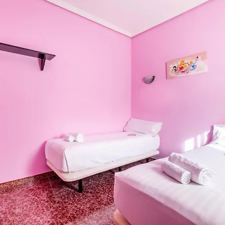 Апартаменты Seaside Arico, Calle La Caleta Ла-Марета