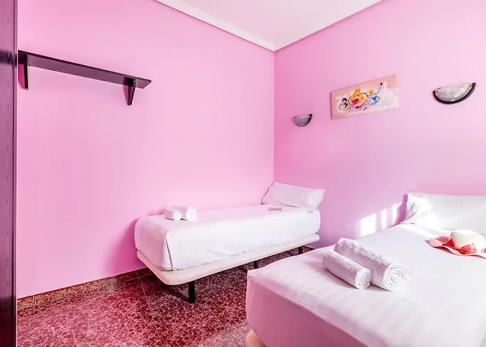 Апартаменты Seaside Arico, Calle La Caleta Ла-Марета