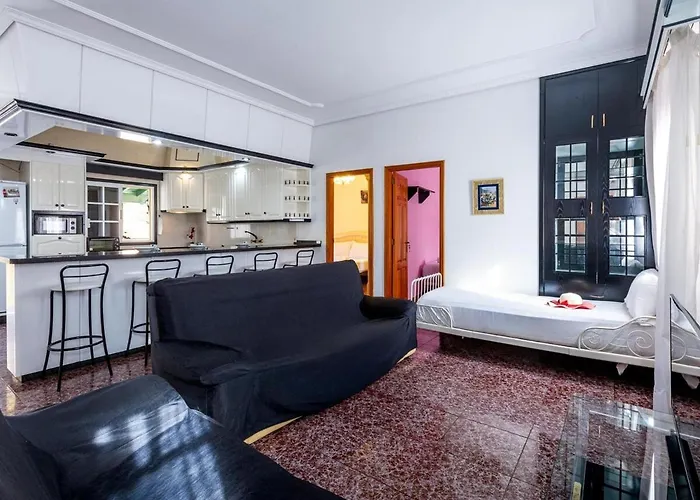 Seaside Arico, Calle La Caleta * Ла-Марета