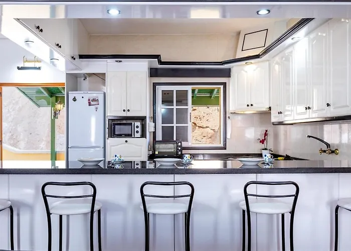 Apartament Seaside Arico, Calle La Caleta *